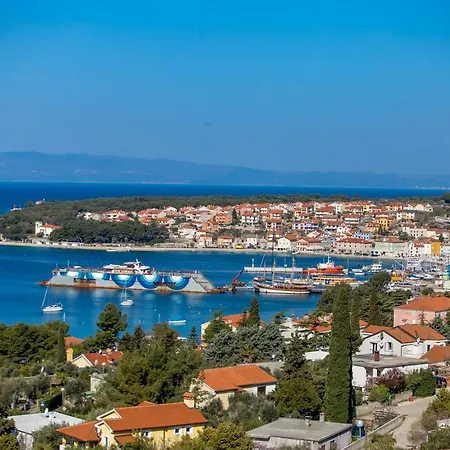 Apartments In Pinewood Near The Sea Mali Losinj Exterior photo